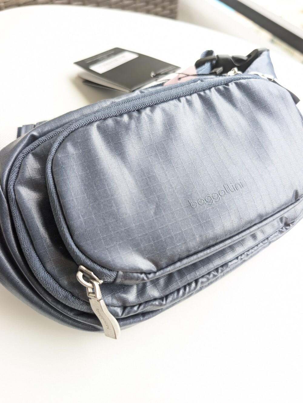 🎆Baggallini Blue Ripstop Belt Bag Crossbody Waist Pack Travel Lightweight NWT - Picture 6 of 8